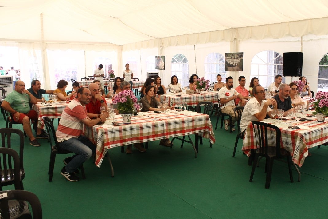 Fotos: XI Vive la Trashumancia y III Feria del Queso Artesano (III)