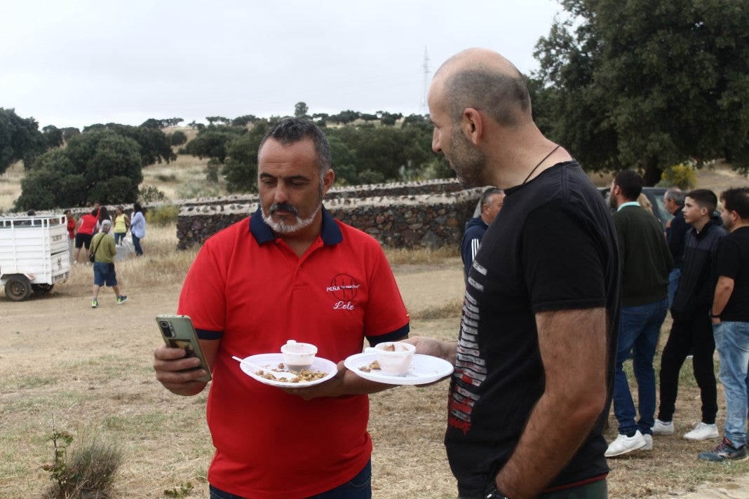 Fotos: XI 'Vive la Trashumancia' y III 'Feria del Queso Artesano' (IV)