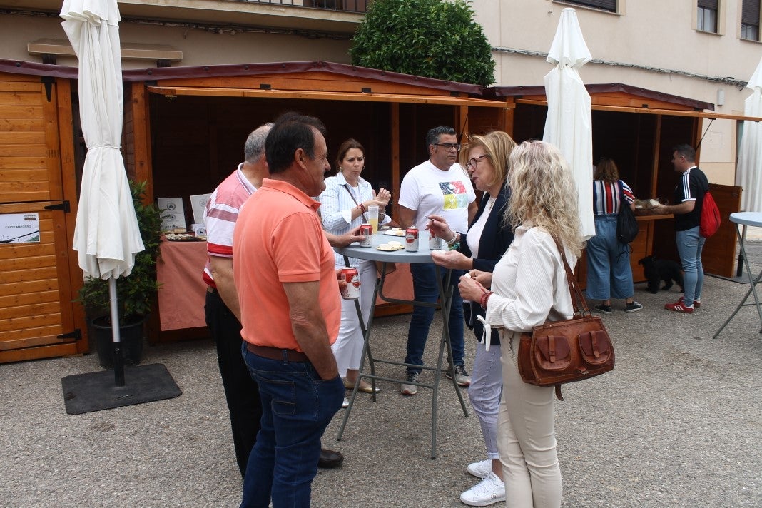 Fotos: XI 'Vive la Trashumancia' y III 'Feria del Queso Artesano' (V)