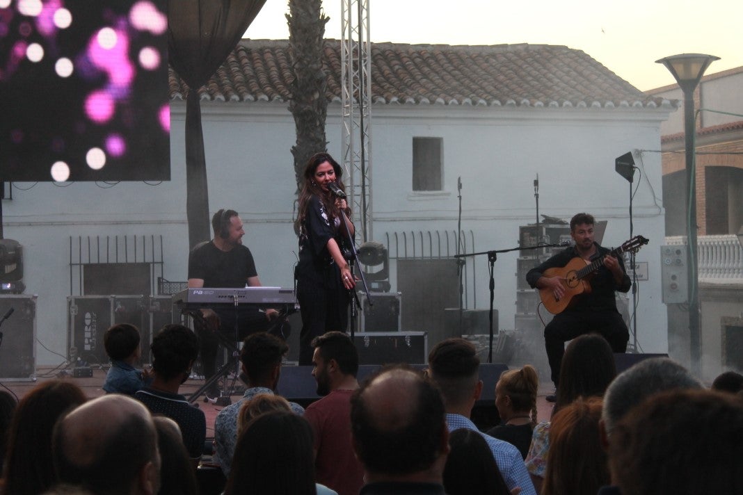 Fotos: XI 'Vive la Trashumancia' y III 'Feria del Queso Artesano' (V)