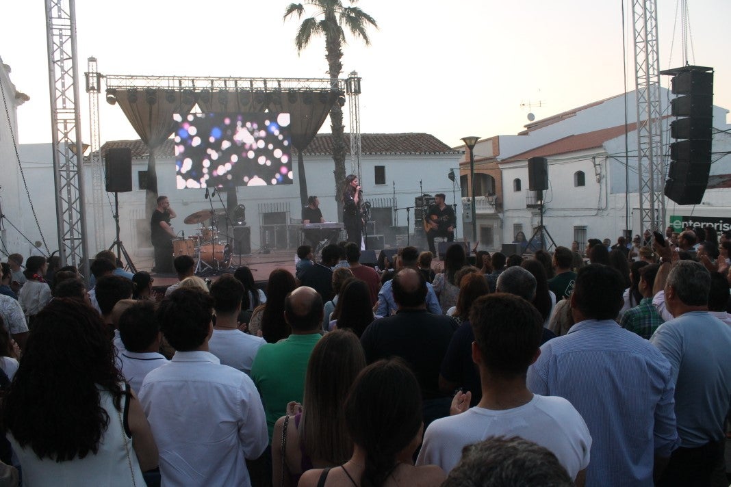 Fotos: XI 'Vive la Trashumancia' y III 'Feria del Queso Artesano' (V)