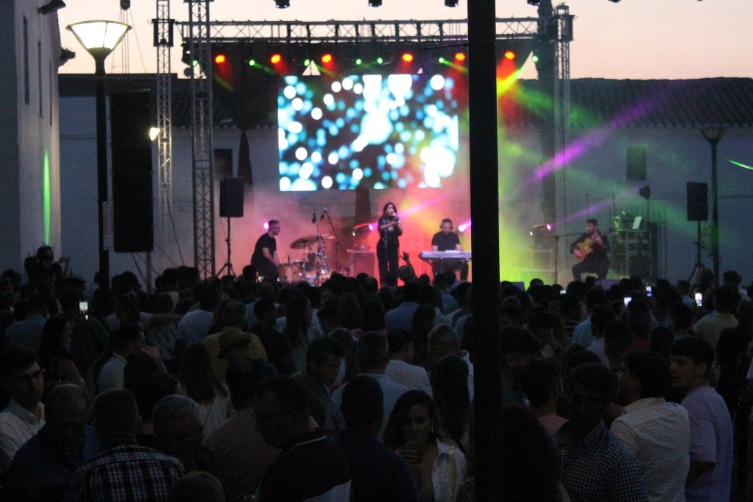 Fotos: XI 'Vive la Trashumancia' y III 'Feria del Queso Artesano' (V)