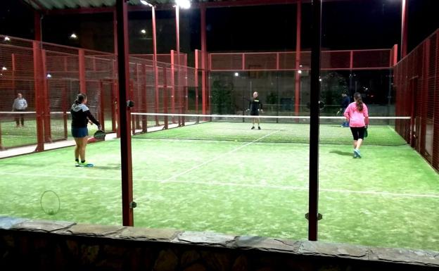 Liga Local de Pádel: Este sábado se disputan las finales en la Liga Local de Pádel