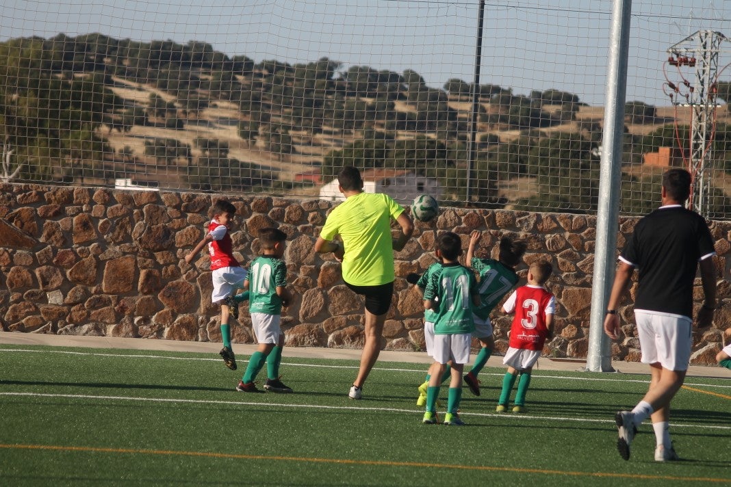 Fotos: Clausura de la temporada 2021-2022 en fútbol base (I)