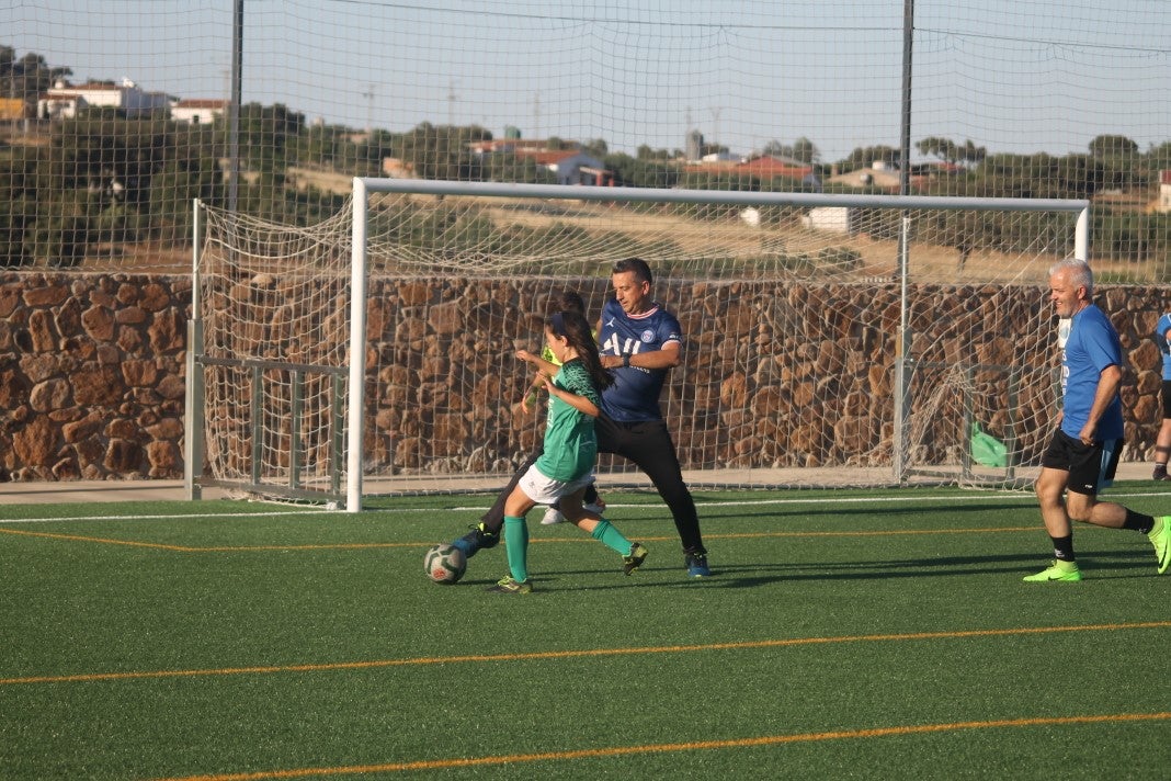 Fotos: Clausura de la temporada 2021-2022 en fútbol base (I)