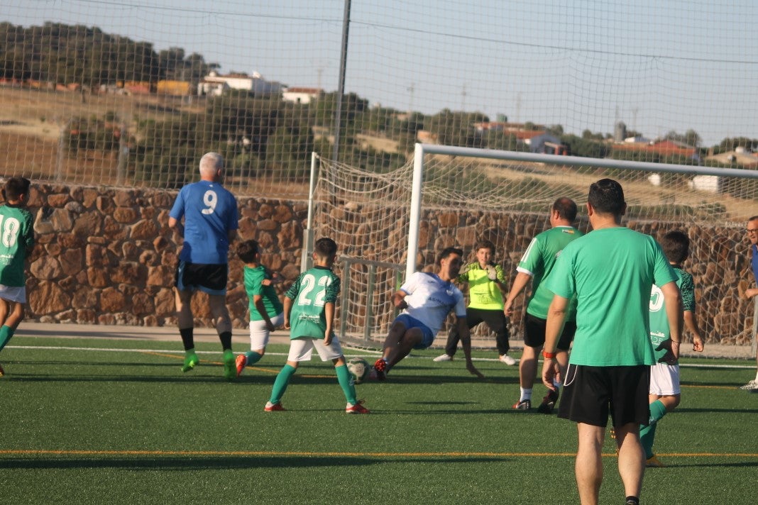 Fotos: Clausura de la temporada 2021-2022 en fútbol base (I)