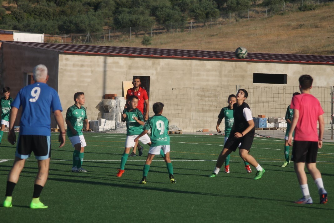 Fotos: Clausura de la temporada 2021-2022 en fútbol base (I)