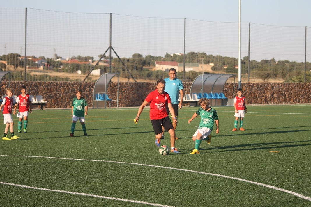 Fotos: Clausura de la temporada 2021-2022 en fútbol base (II)