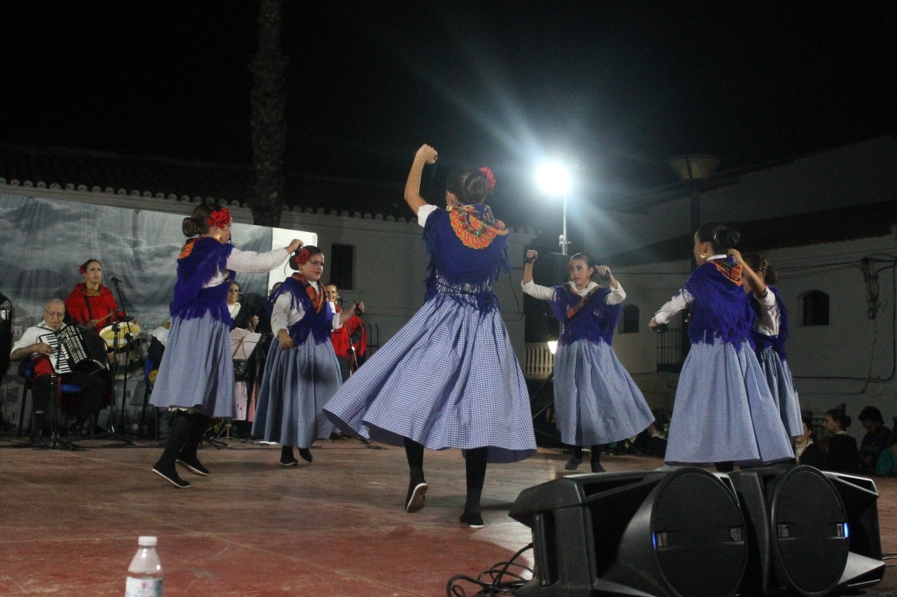 Fotos: Festival Folklórico de los Pueblos del Mundo de Extremadura (I)