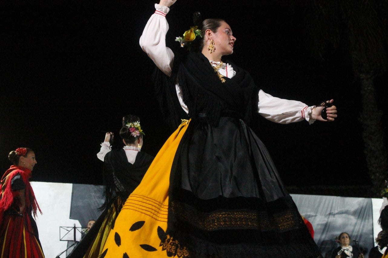 Fotos: Festival Folklórico de los Pueblos del Mundo de Extremadura (I)