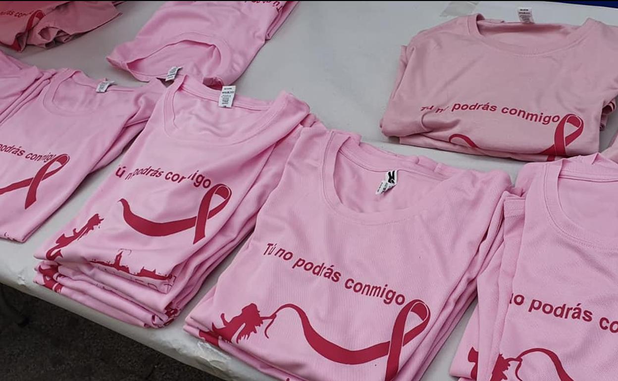 Camisetas en apoyo a la Semana contra el Cáncer de Mama
