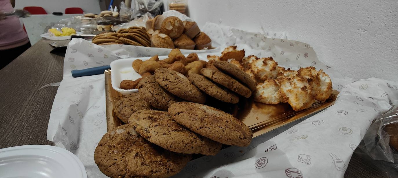 Fotos: Merienda Solidaria de la Semana contra el Cáncer de Mama
