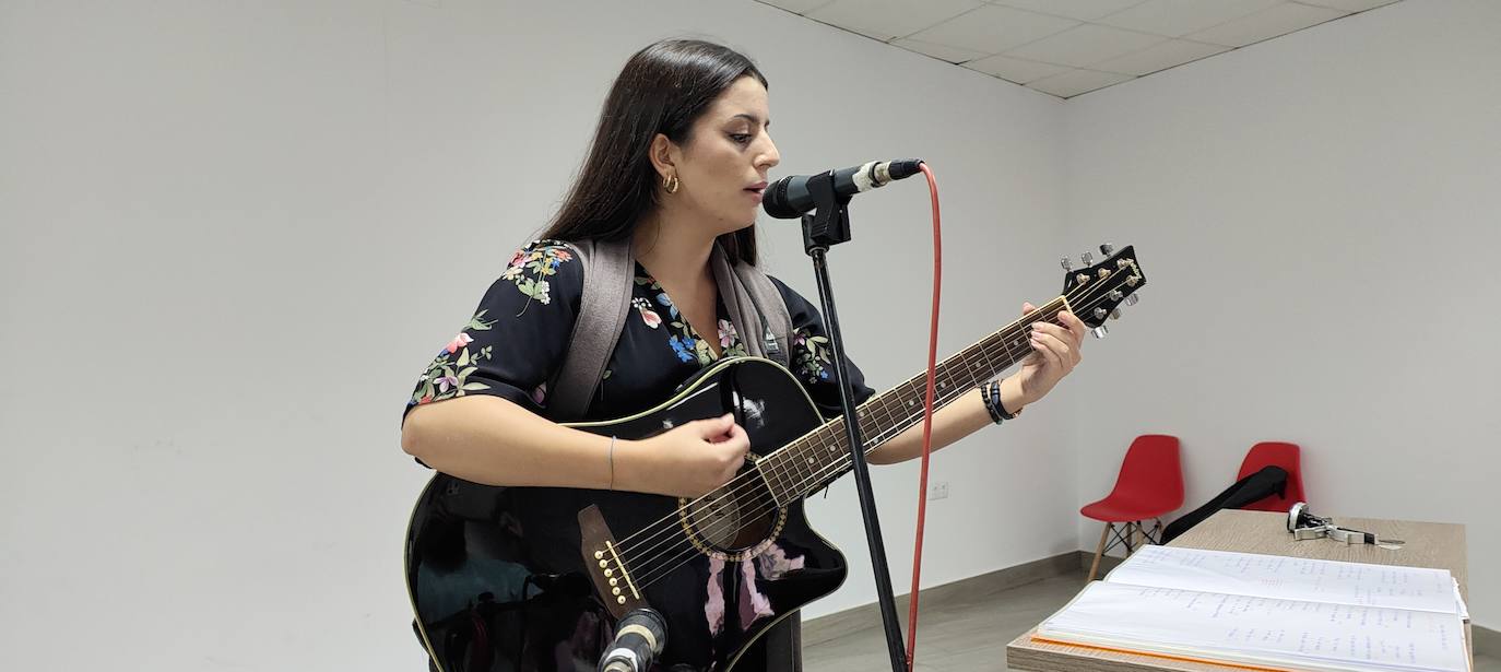 Fotos: Merienda Solidaria de la Semana contra el Cáncer de Mama