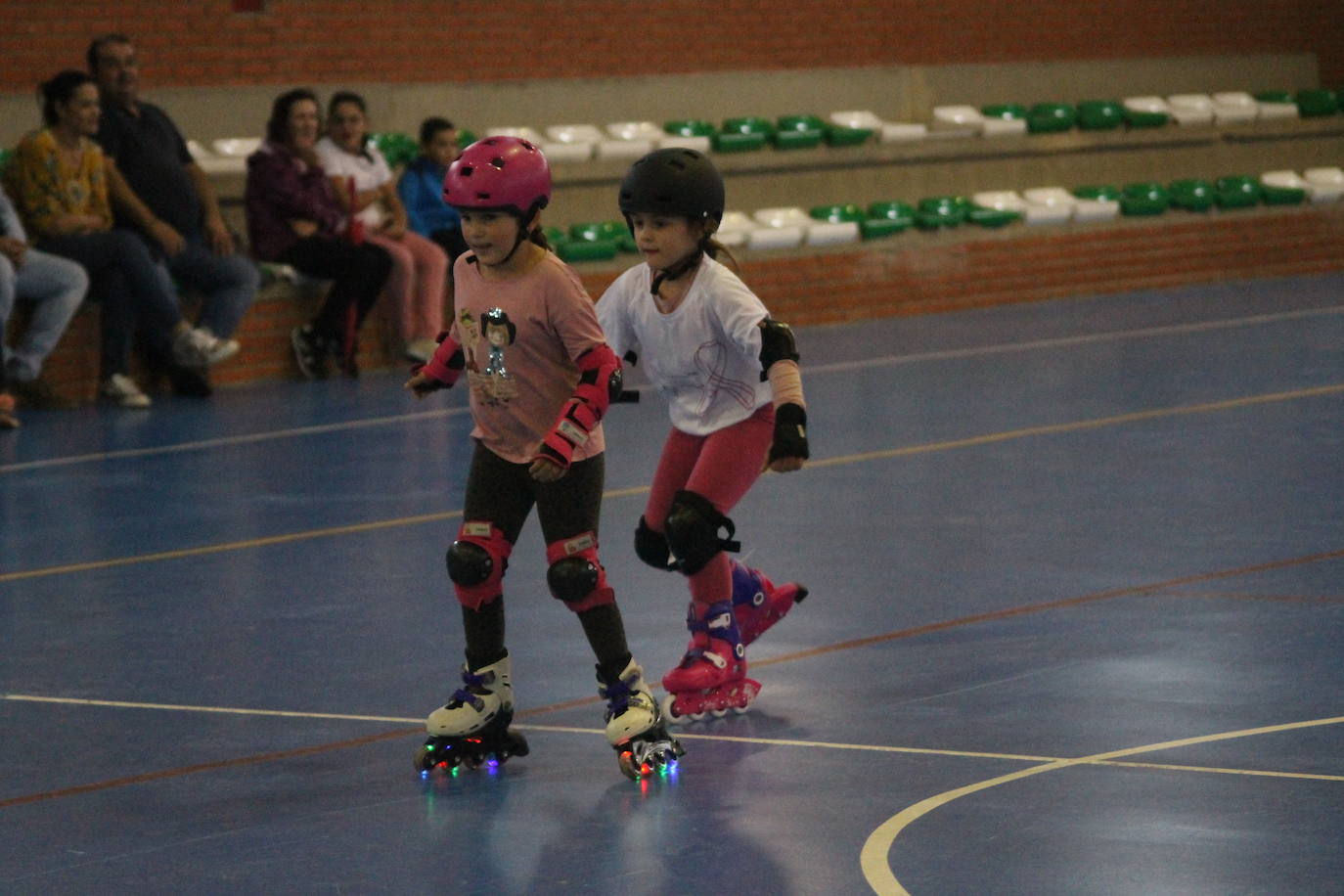 Fotos: Concentración Deportiva en la Semana contra el Cáncer de Mama