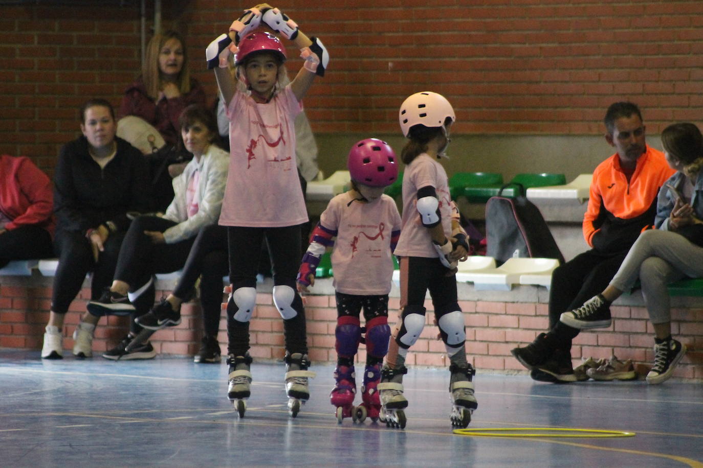 Fotos: Concentración Deportiva en la Semana contra el Cáncer de Mama