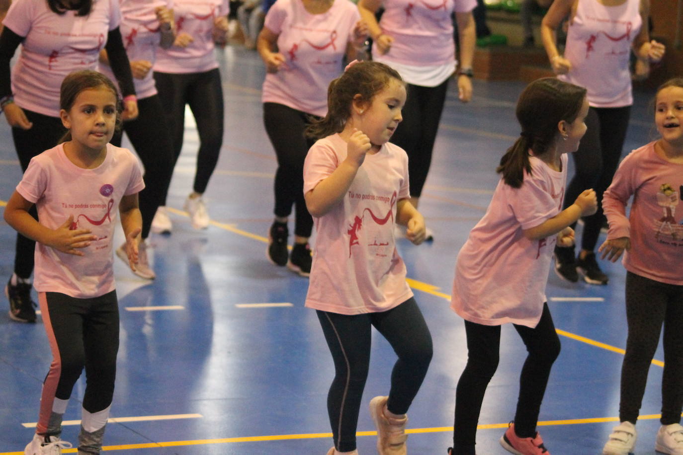 Fotos: Concentración Deportiva en la Semana contra el Cáncer de Mama