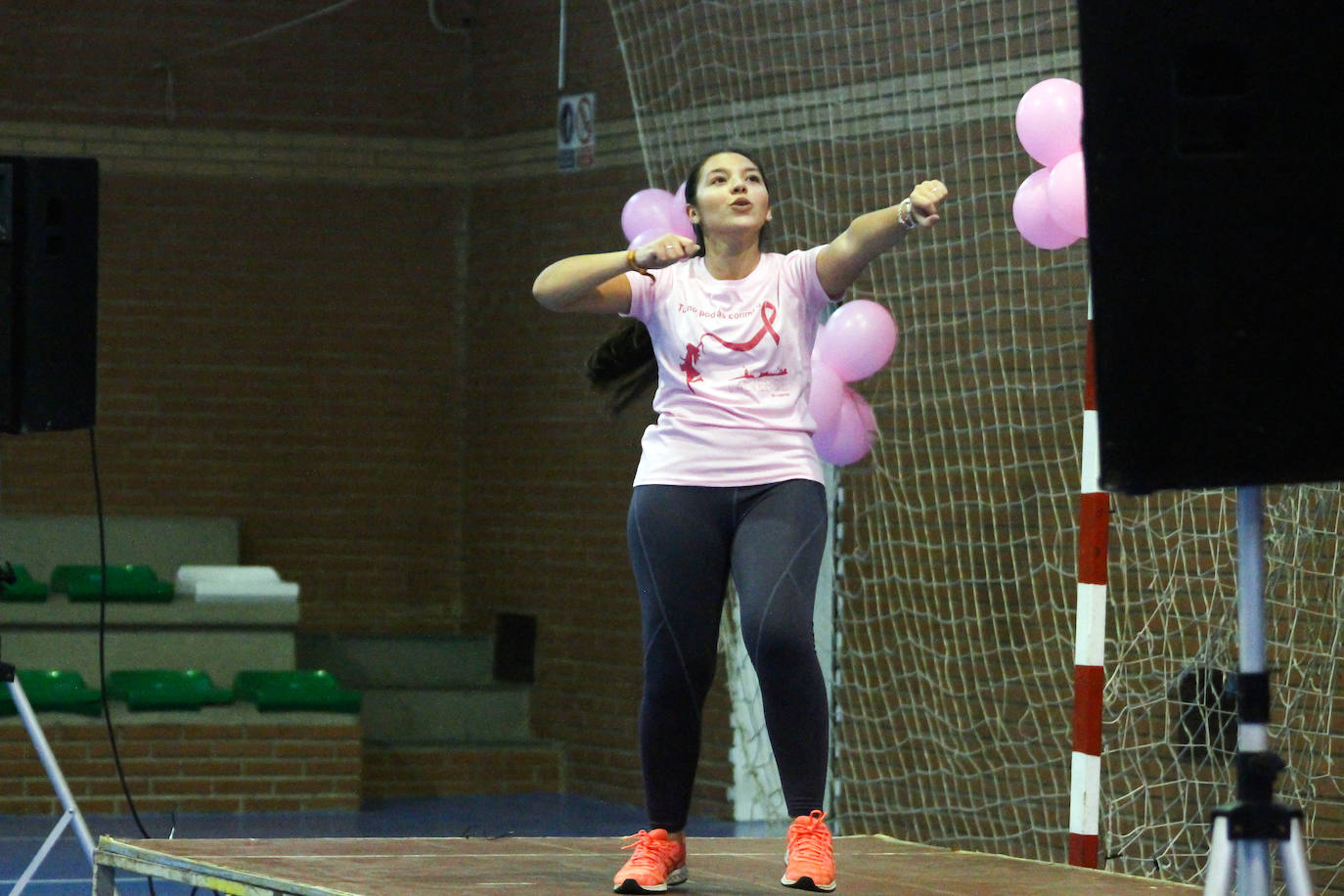 Fotos: Concentración Deportiva en la Semana contra el Cáncer de Mama