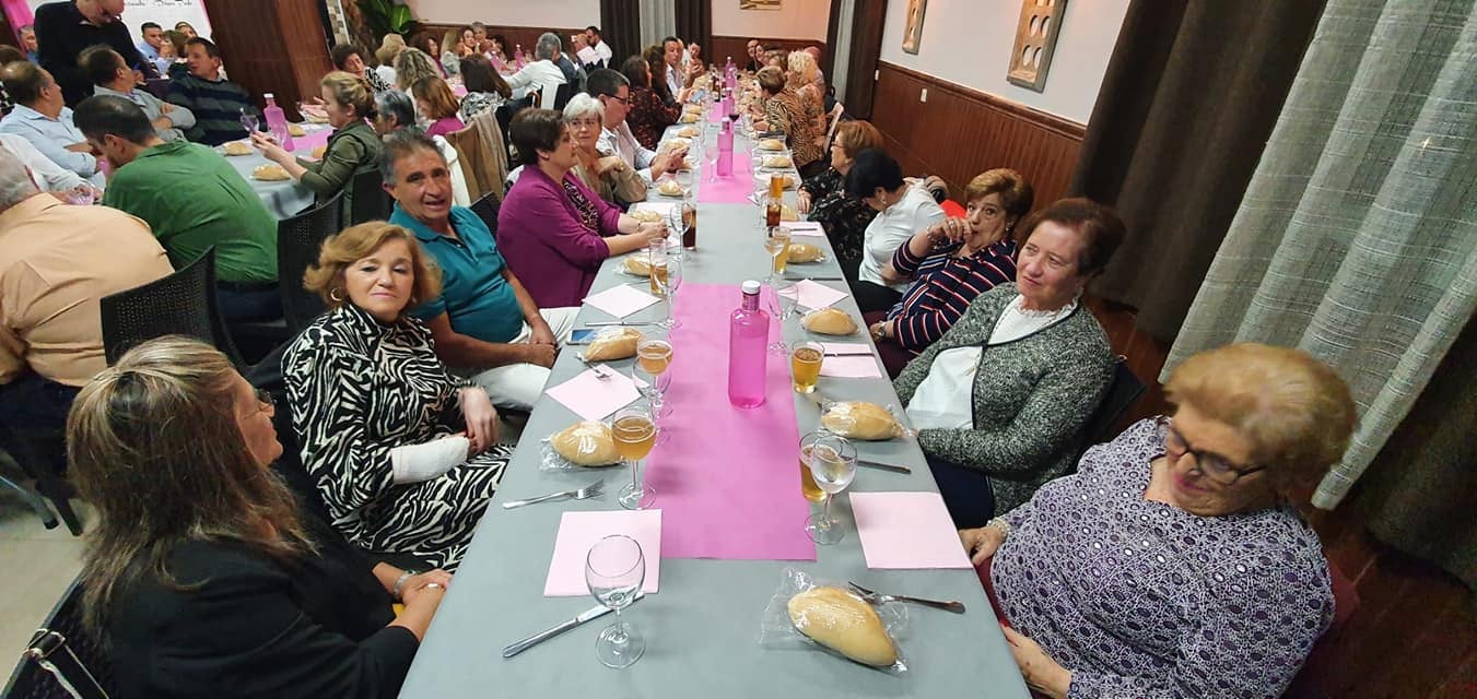 Fotos: Cena solidaria contra el Cáncer de Mama