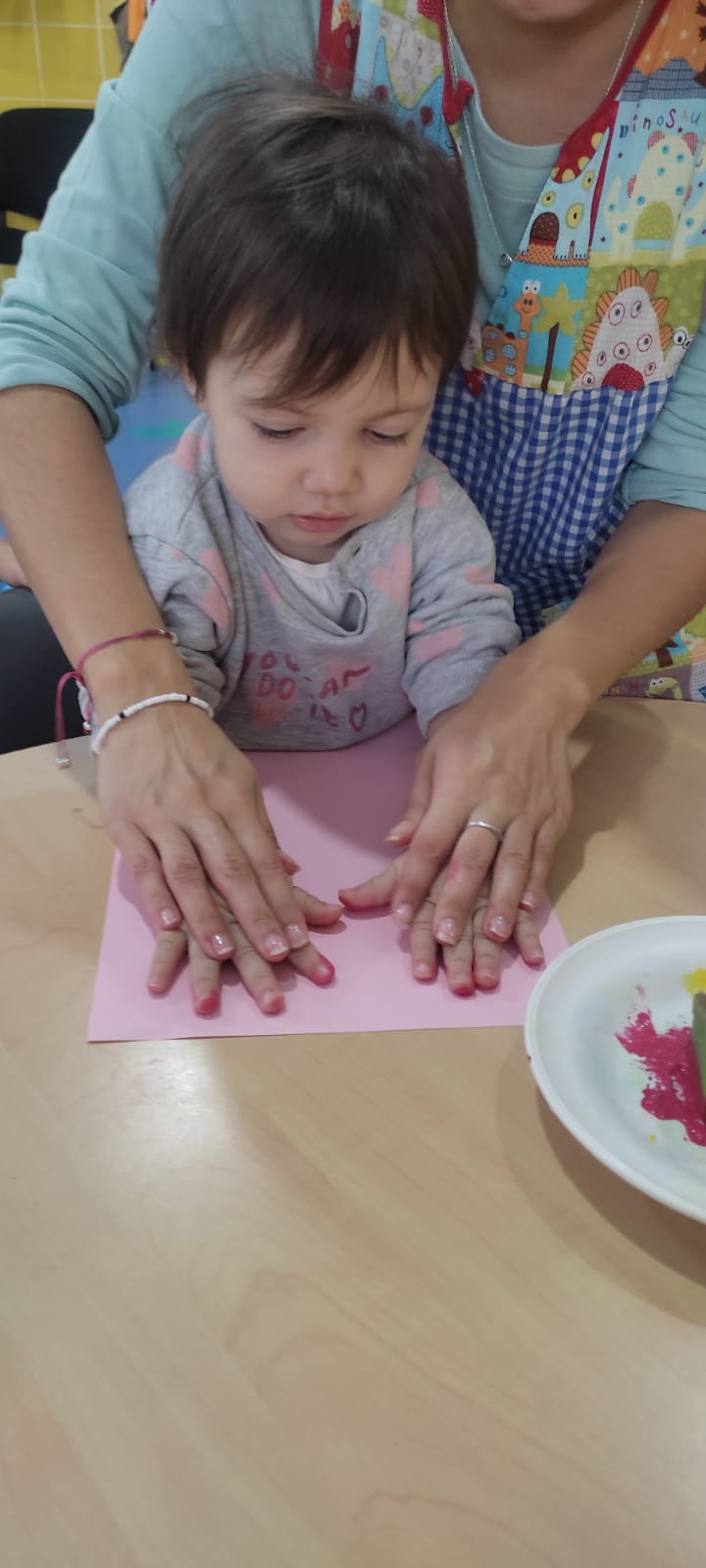 Fotos: Lucha contra el Cáncer de mama en el Centro de Día y el Centro de Educación Infantil