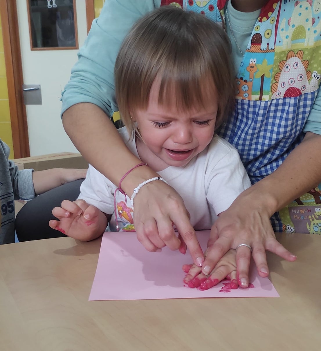 Fotos: Lucha contra el Cáncer de mama en el Centro de Día y el Centro de Educación Infantil