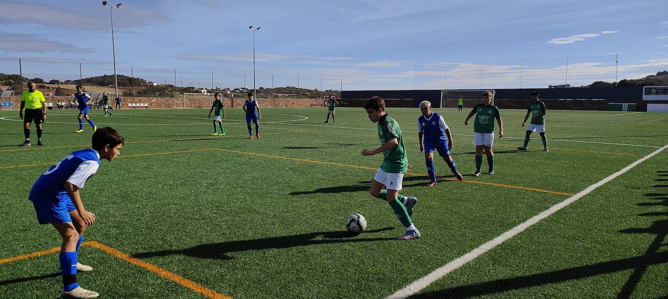 Fotos: Infantiles EMD Valverde - San Roque C