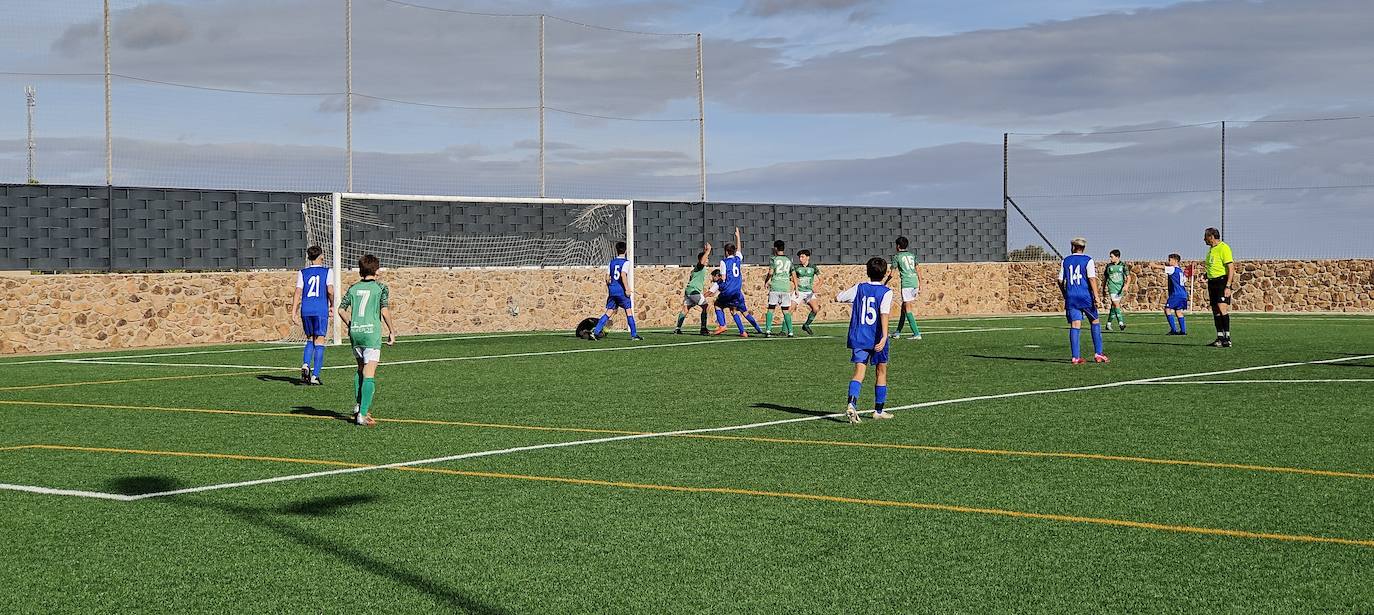 Fotos: Infantiles EMD Valverde - San Roque C