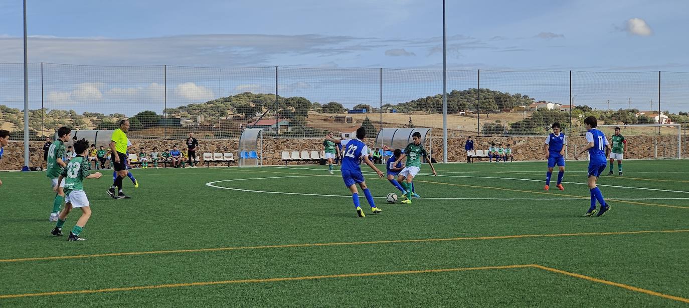 Fotos: Infantiles EMD Valverde - San Roque C