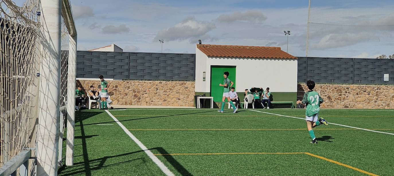 Fotos: Infantiles EMD Valverde - San Roque C