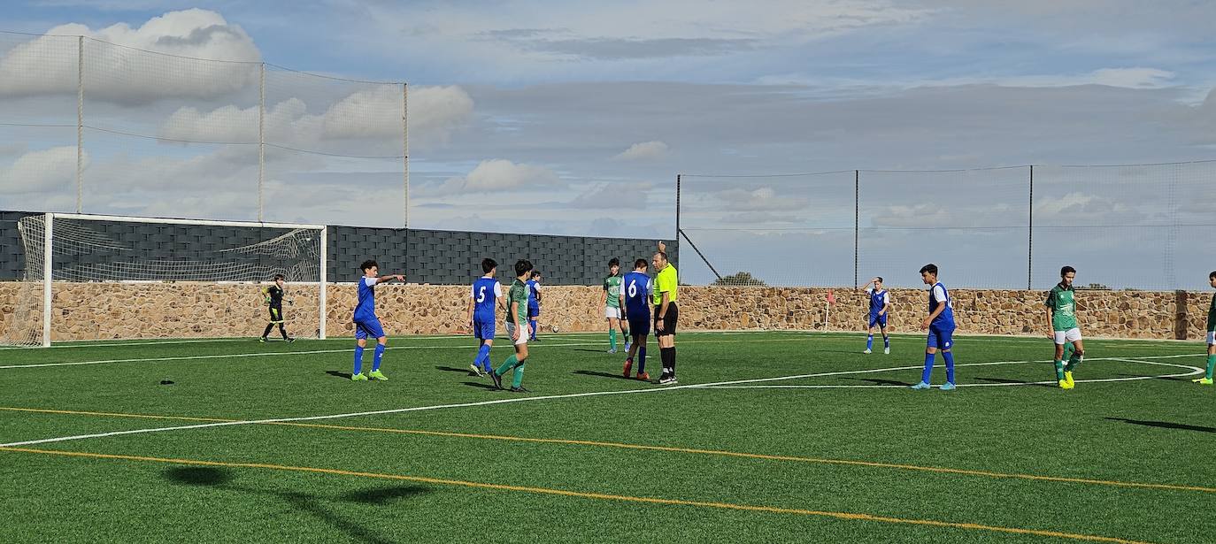 Fotos: Infantiles EMD Valverde - San Roque C