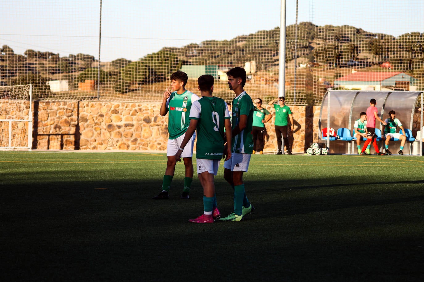 Fotos: Juveniles: Racing Valverdeño - San Roque