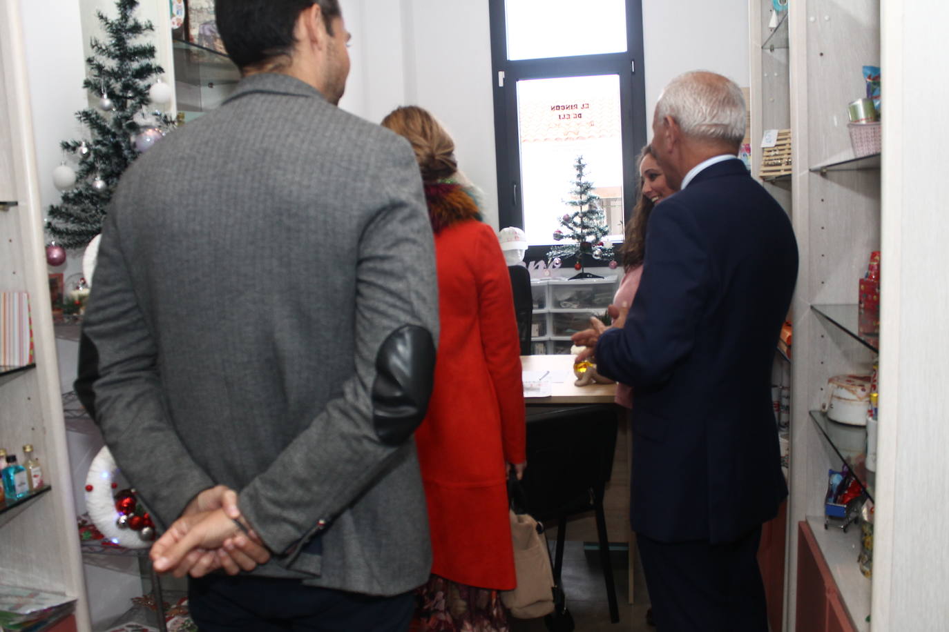 Fotos: Inauguración Centro de Impulso Comercial y Profesional 'La Fontanina'