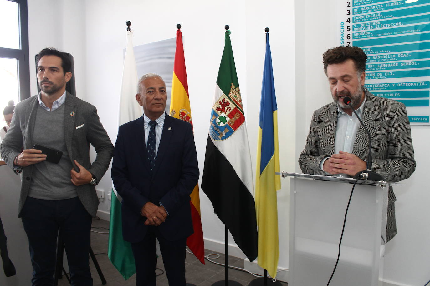 Fotos: Inauguración Centro de Impulso Comercial y Profesional &#039;La Fontanina&#039;