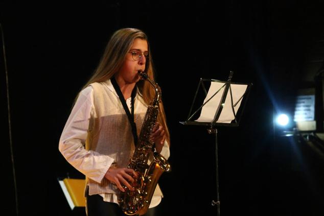Fotos: Concierto de Navidad de la Escuela Municipal de Música