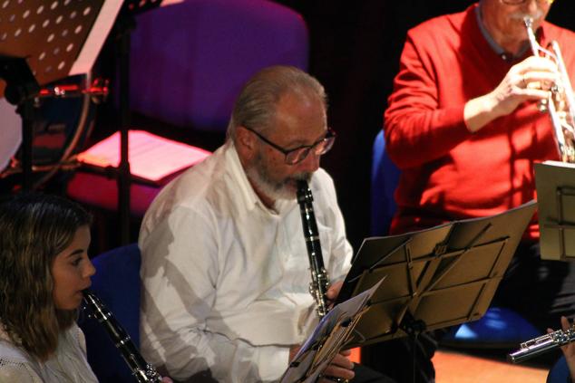 Fotos: Concierto de Navidad de la Escuela Municipal de Música