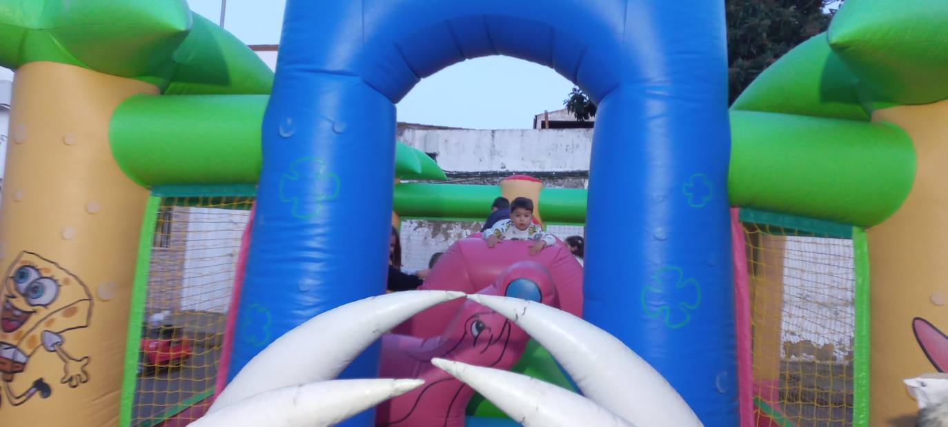 Fotos: Castañas Asadas e hinchables en &#039;Adoro el shopping local&#039;