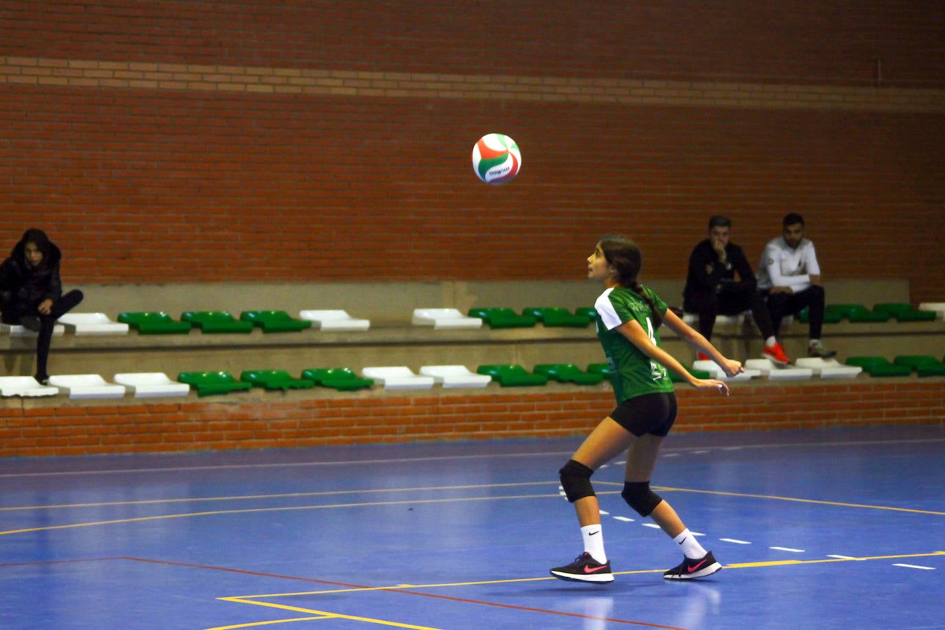 Fotos: Voleibol Infantil Valverde - Villanueva del Fresno