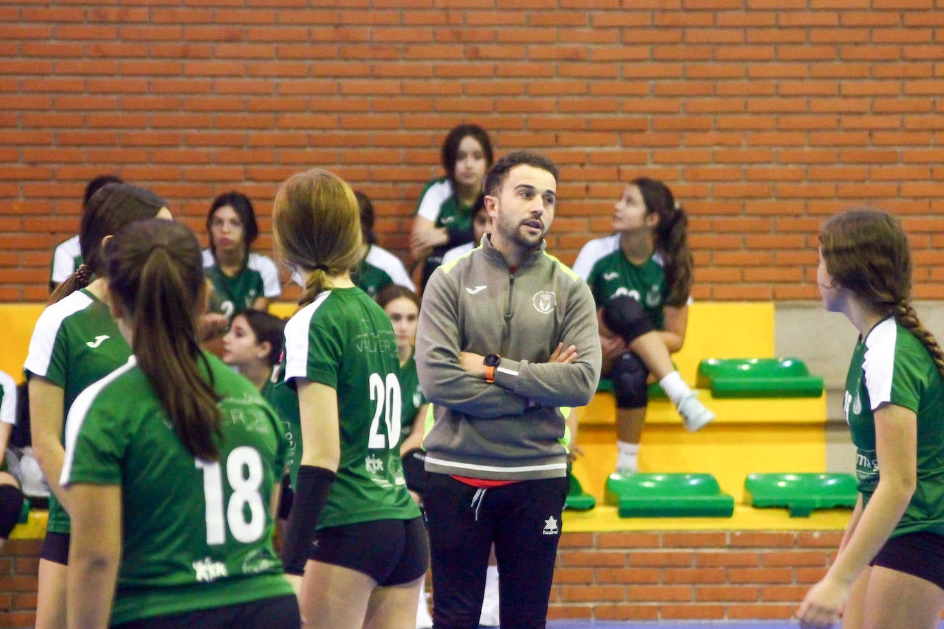 Fotos: Voleibol Infantil Valverde - Villanueva del Fresno