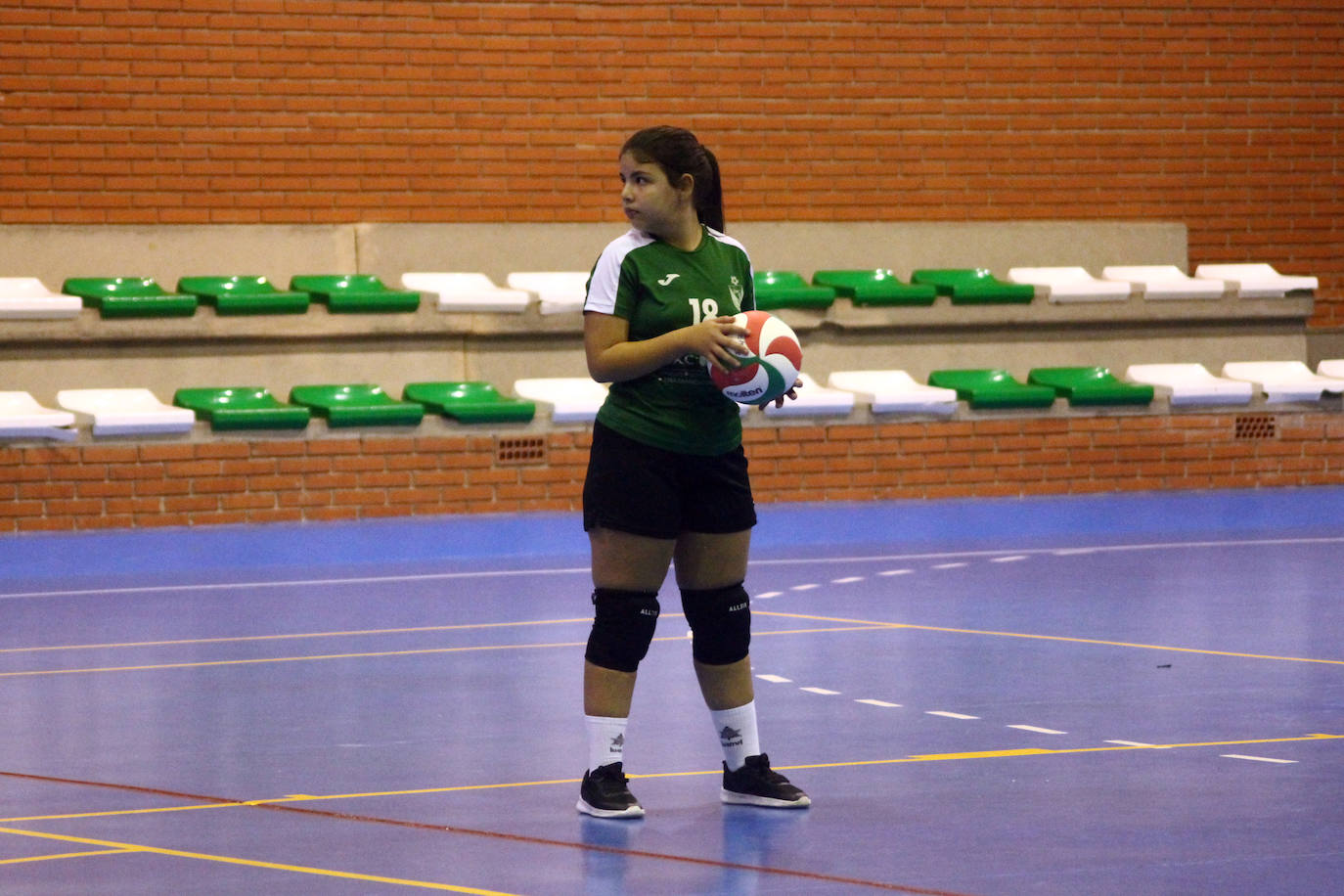 Fotos: Voleibol Infantil Valverde - Villanueva del Fresno