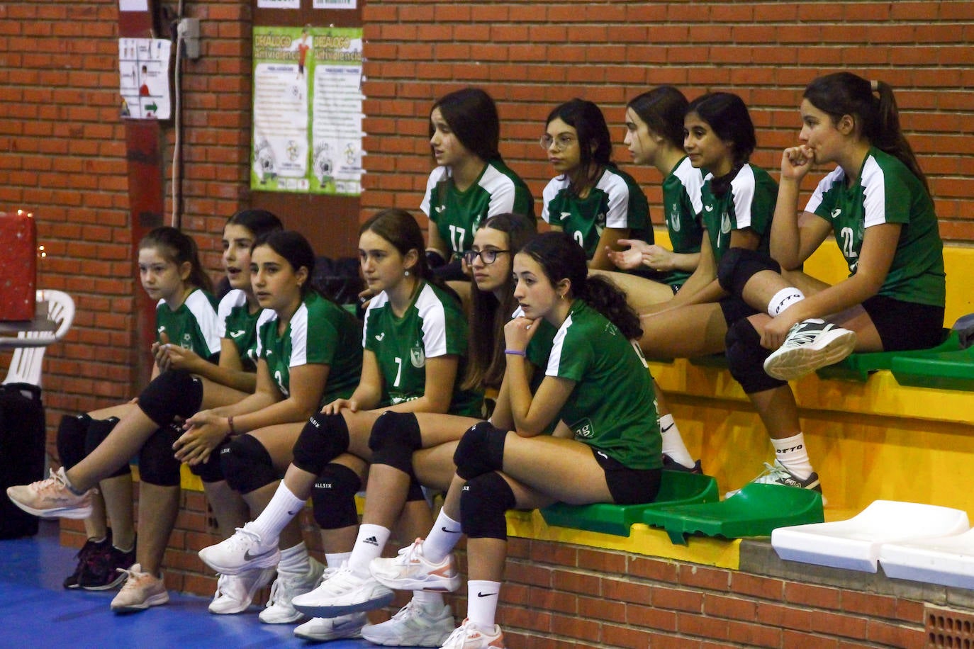 Fotos: Voleibol Infantil Valverde - Villanueva del Fresno