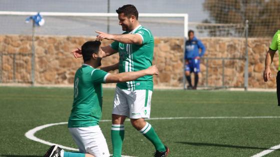 El FC Universidad no se presenta ante los Veteranos