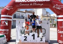 Pódium con los vencedores, Luis Ramón Quitero, Juan Carlos Guzmán y Raúl Costa