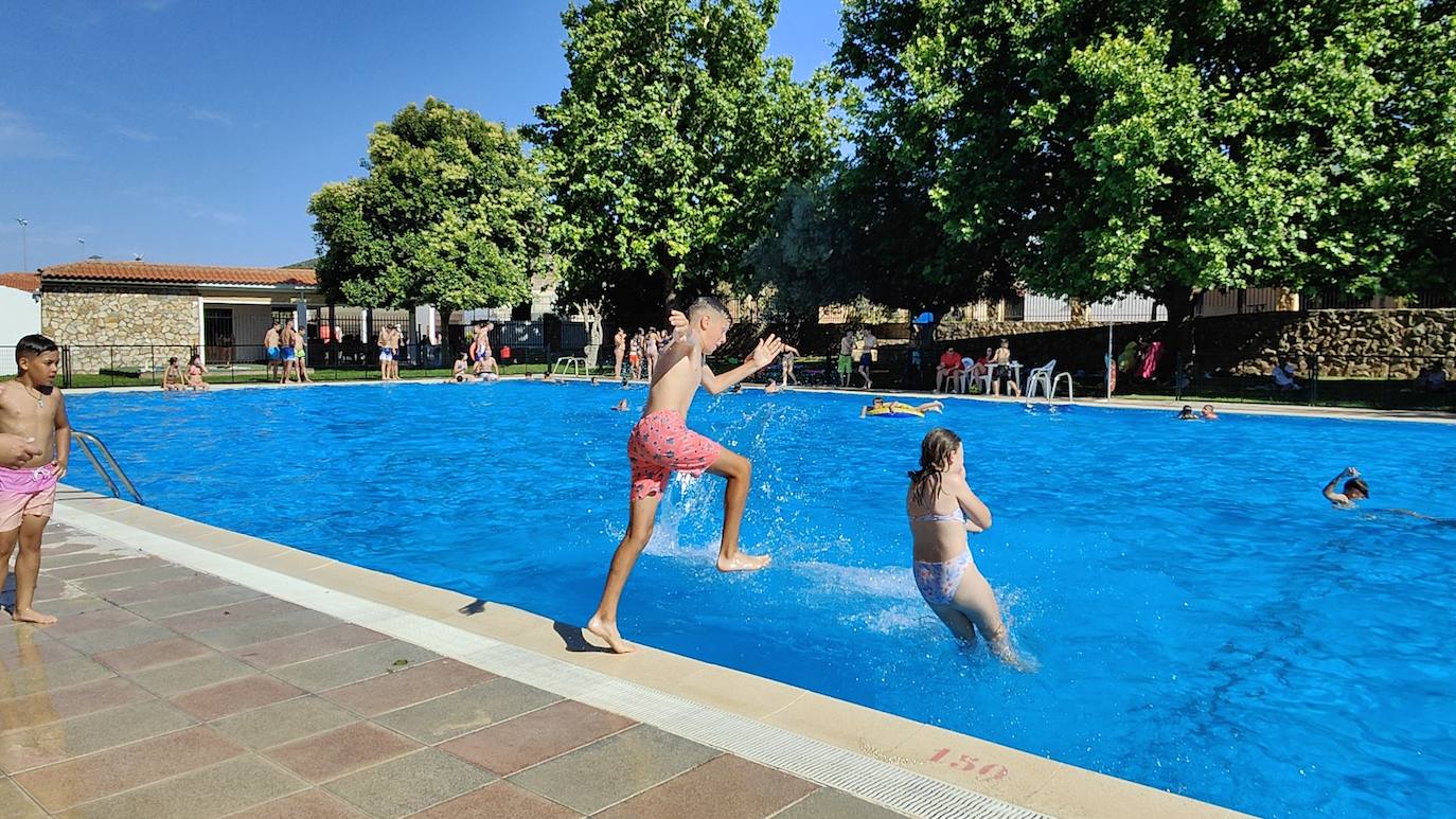 Apertura de la piscina municipal