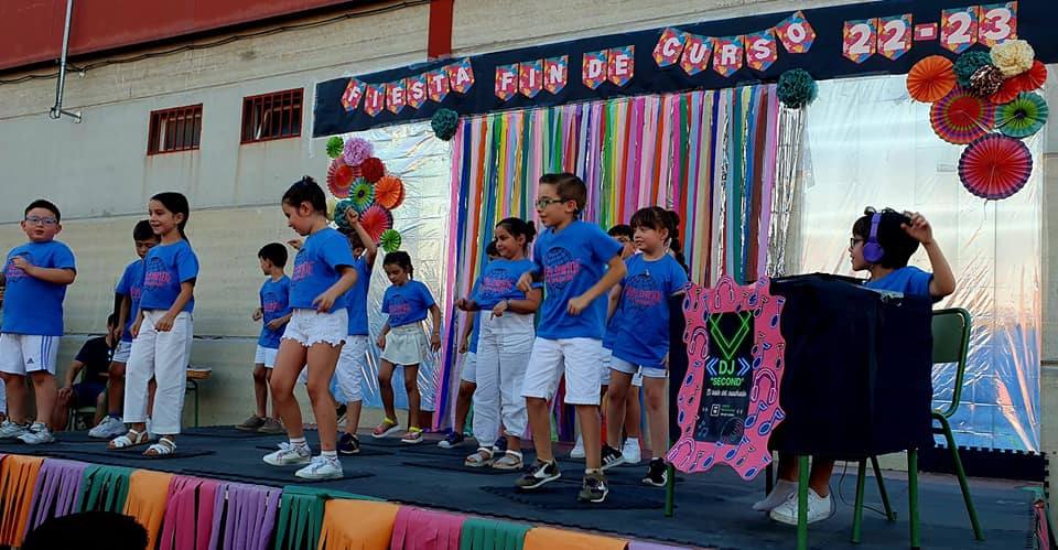 Graduaciones del Colegio 'Cristo Crucificado'
