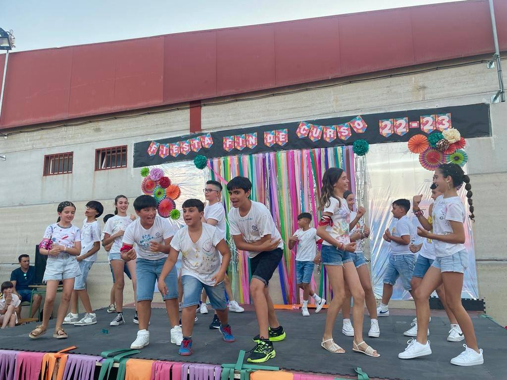Graduaciones del Colegio &#039;Cristo Crucificado&#039;