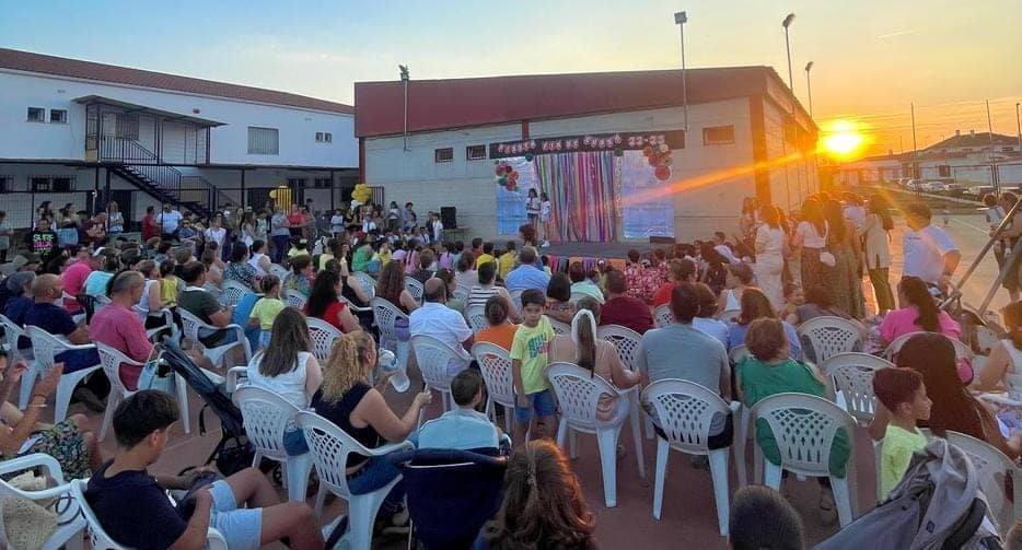 Graduaciones del Colegio &#039;Cristo Crucificado&#039;