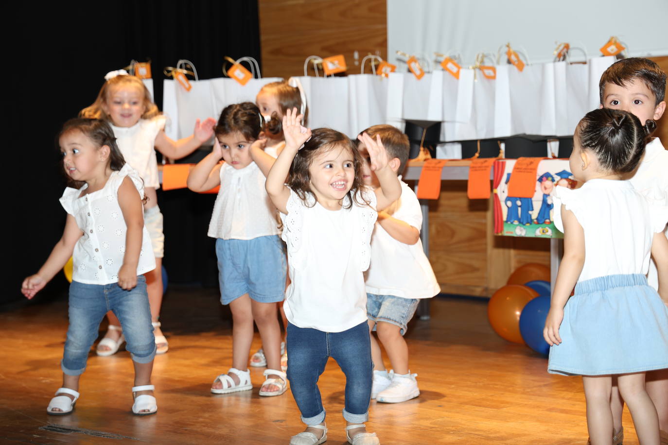 Graduación del Centro de Educación Infantil &#039;7 Deseos&#039; (I)
