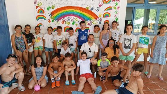 El Campamento 'La Tribu' muestra su apoyo al colectivo LGTBI