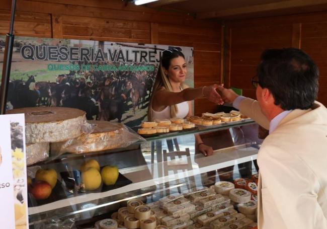 Puesto de Quesería Valtrejo en la 'Feria del Queso Artesano'
