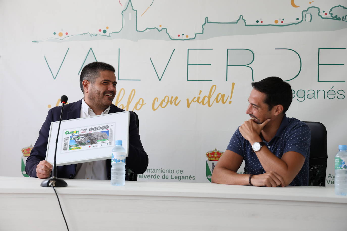 Presentación del Cupón con el Almendro Real