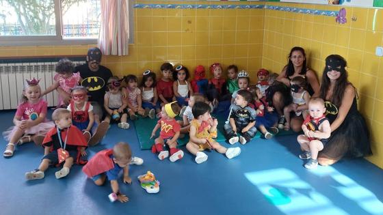 La guardería '7 Deseos' celebra su fiesta de Los Bartolos